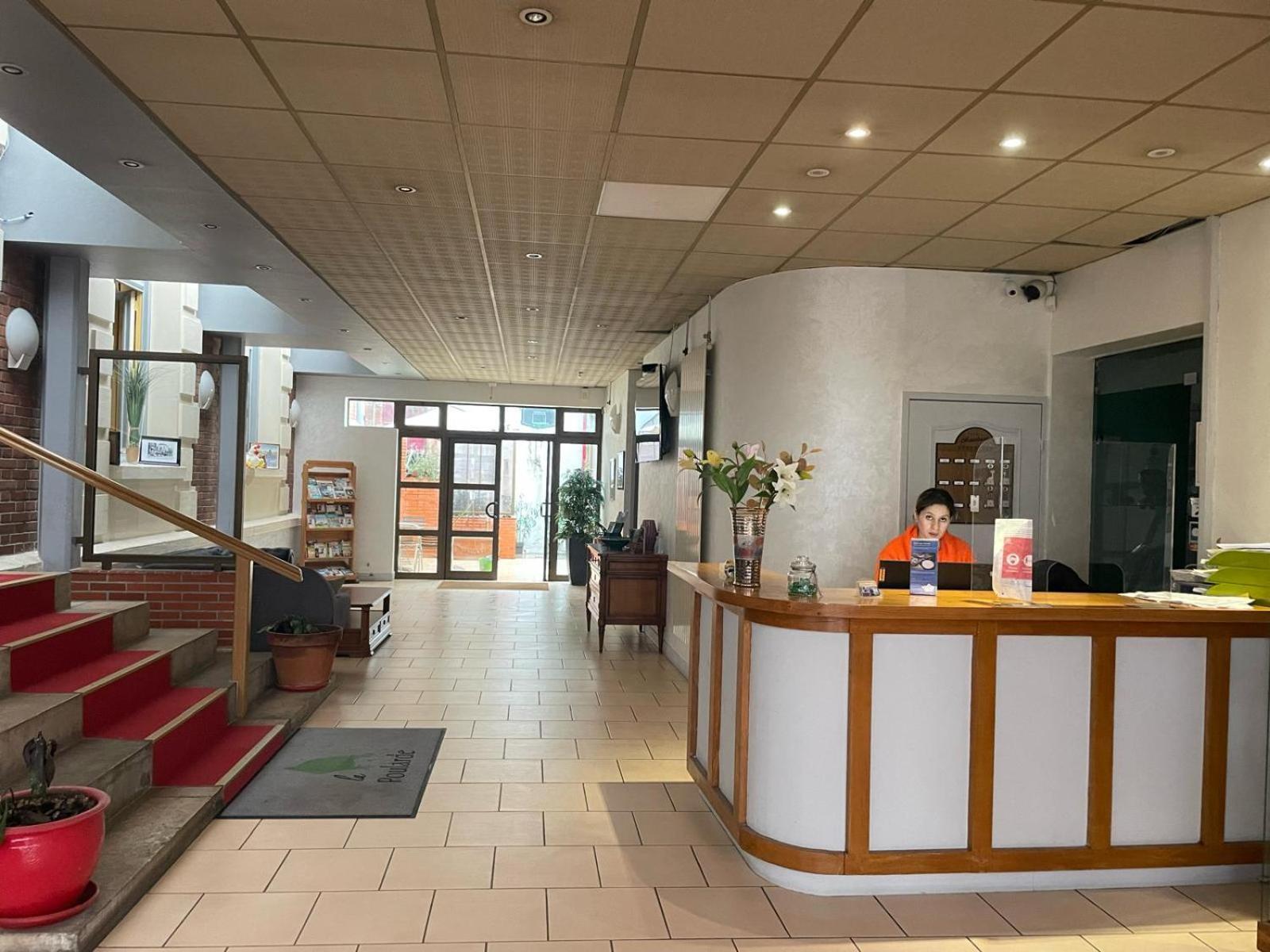 Hotel Le Beau Site Gien Buitenkant foto