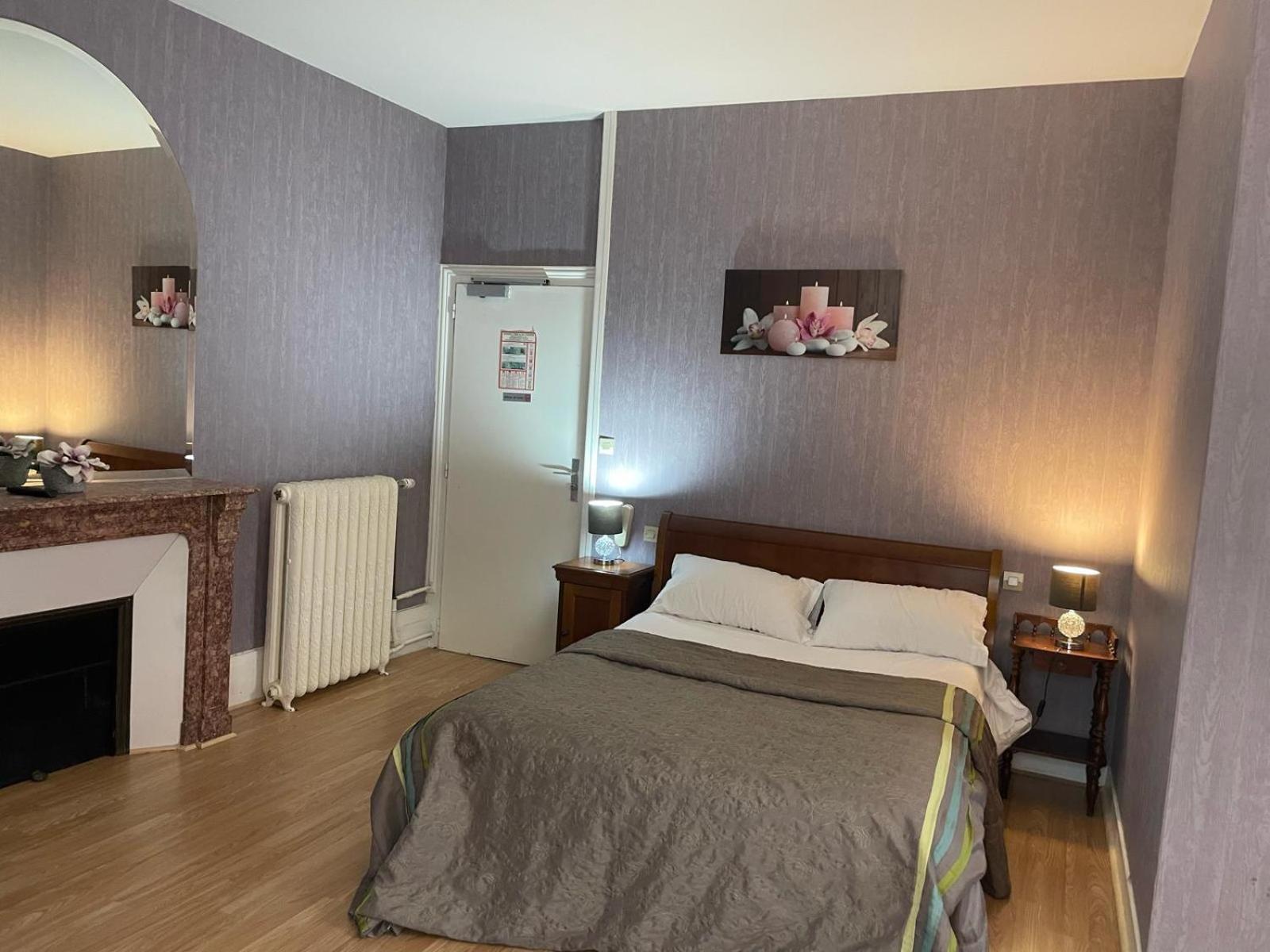 Hotel Le Beau Site Gien Buitenkant foto