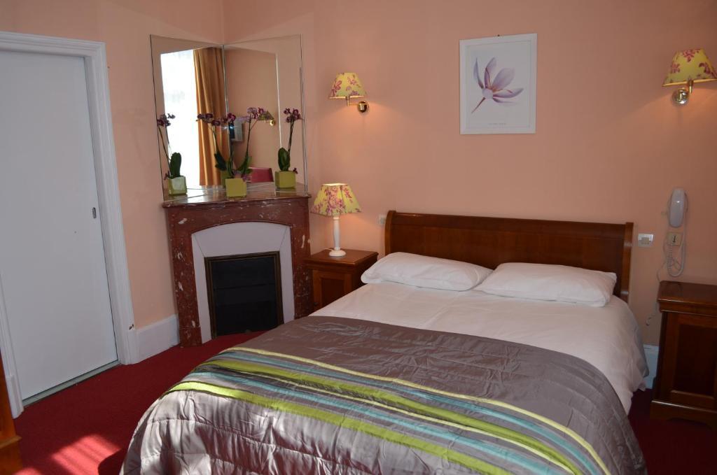Hotel Le Beau Site Gien Kamer foto
