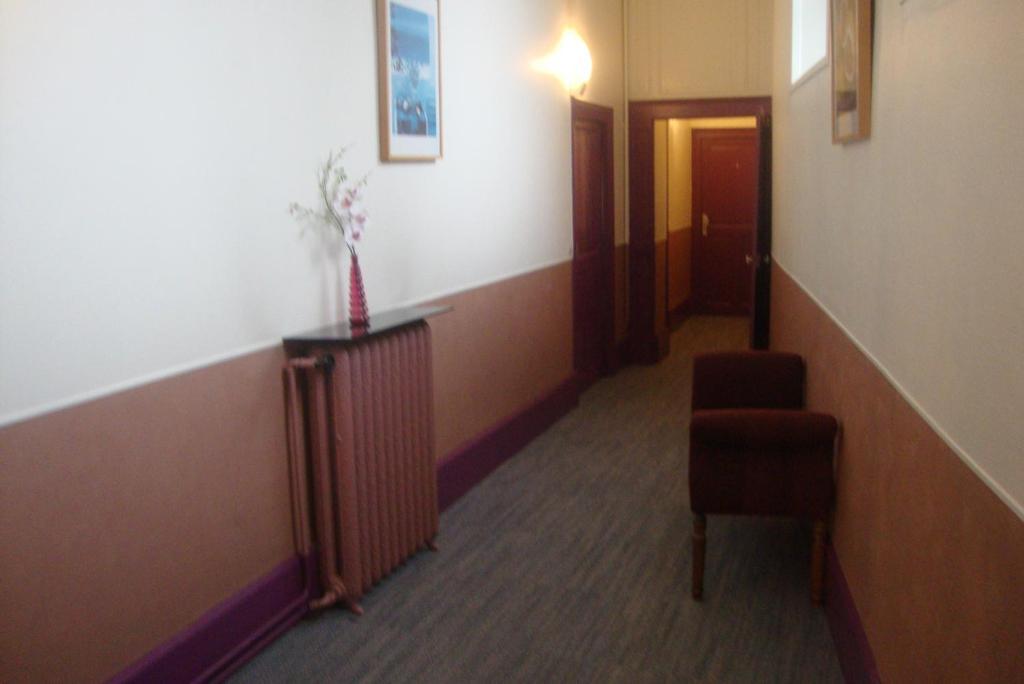 Hotel Le Beau Site Gien Buitenkant foto